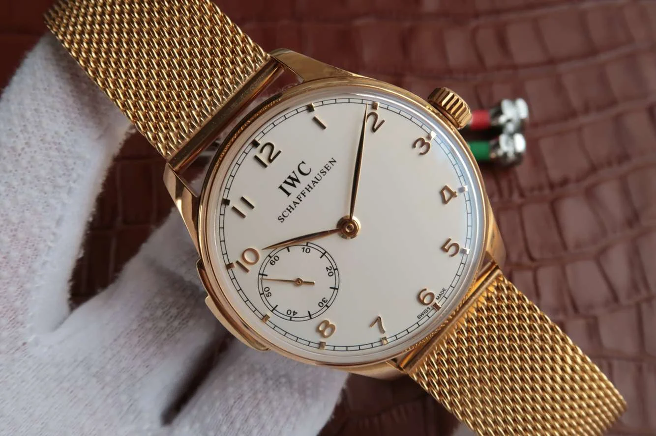 Watch gallery thumbnail 3