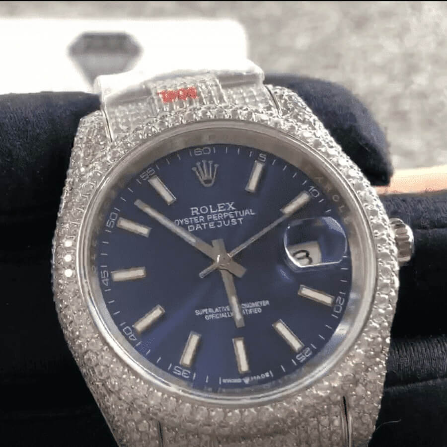 Watch gallery thumbnail 2