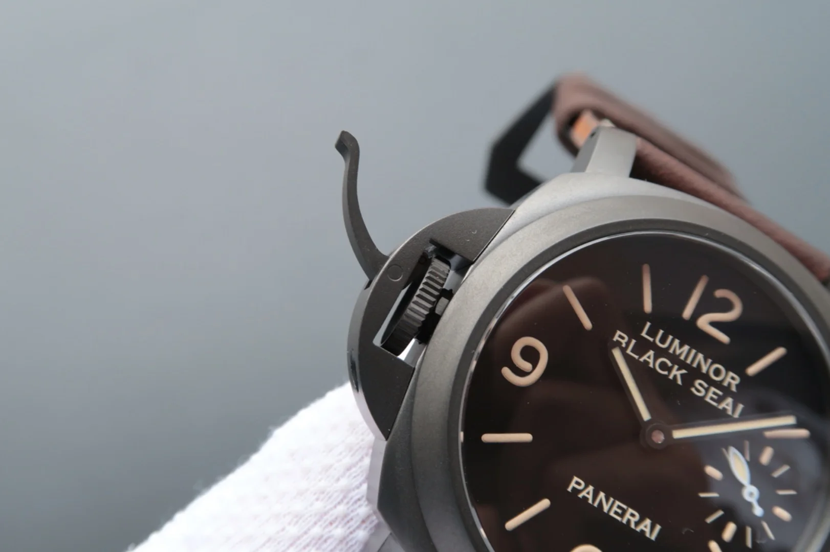 Watch gallery thumbnail 5