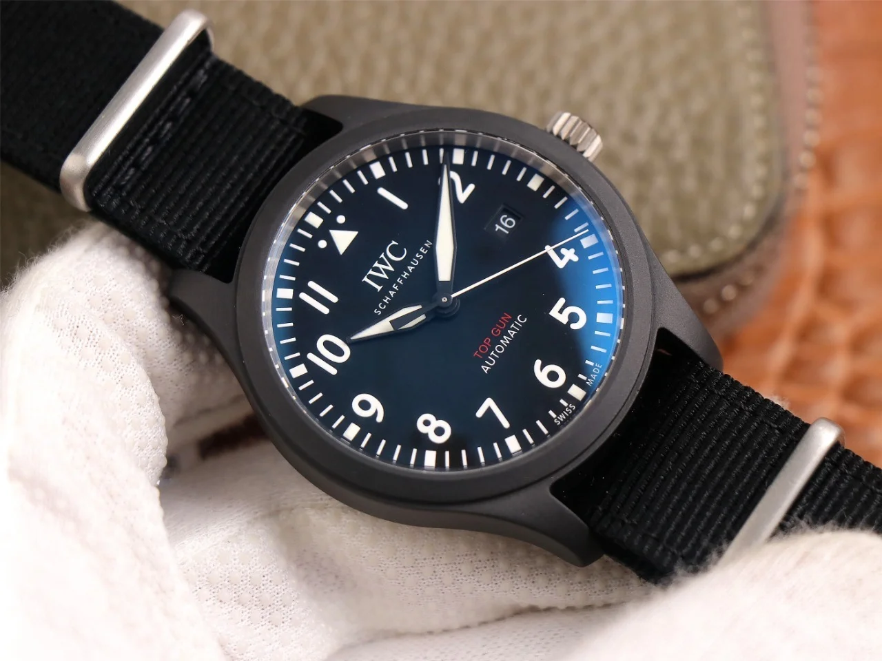 Watch gallery thumbnail 3