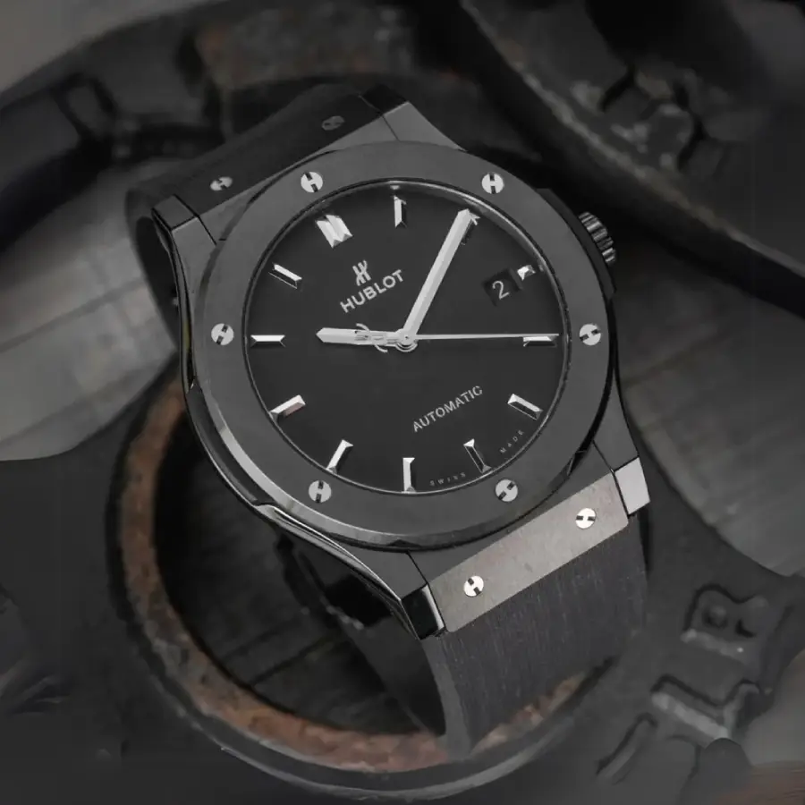 Watch gallery thumbnail 2