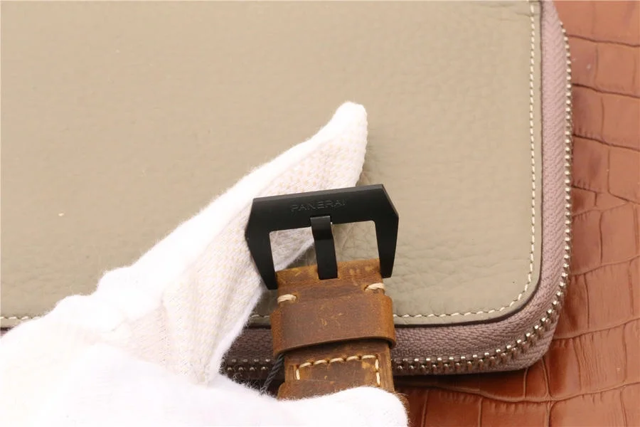 Watch gallery thumbnail 9