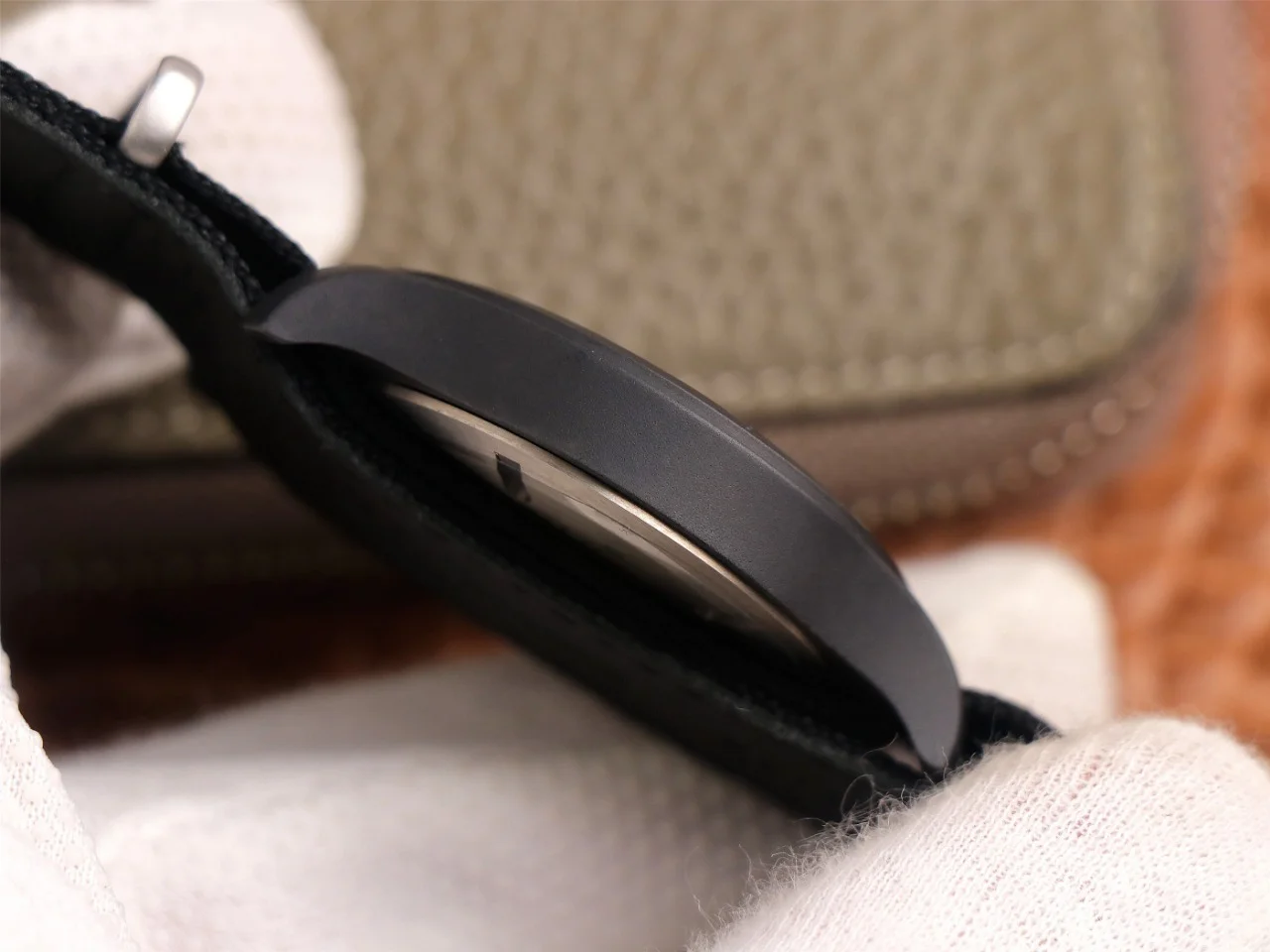 Watch gallery thumbnail 4