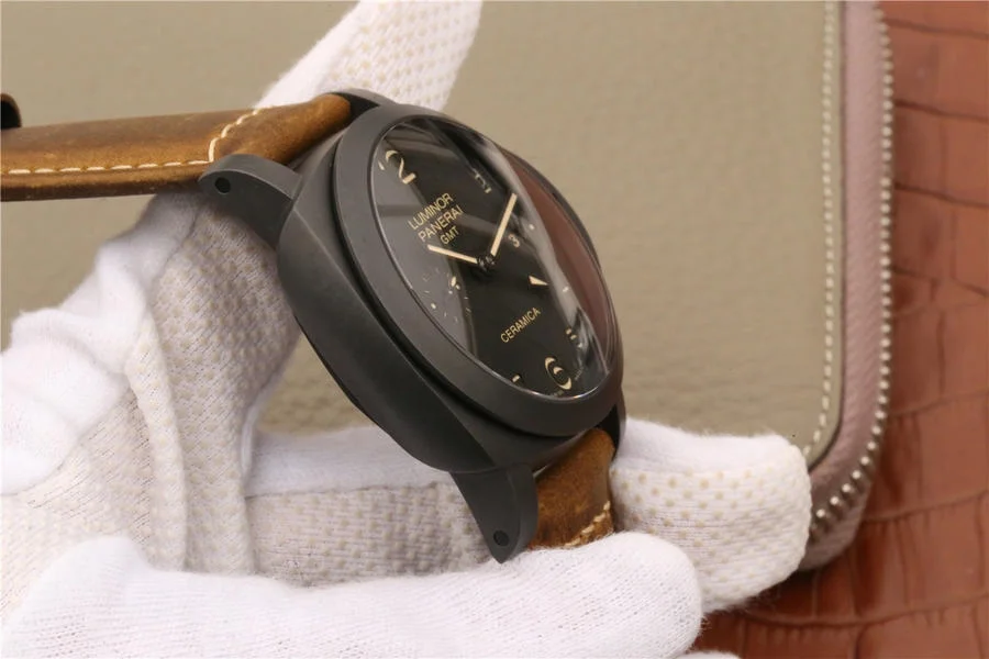 Watch gallery thumbnail 5