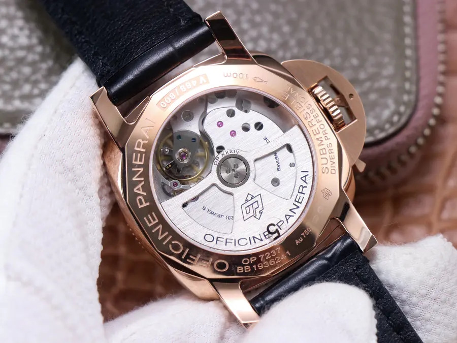 Watch gallery thumbnail 7