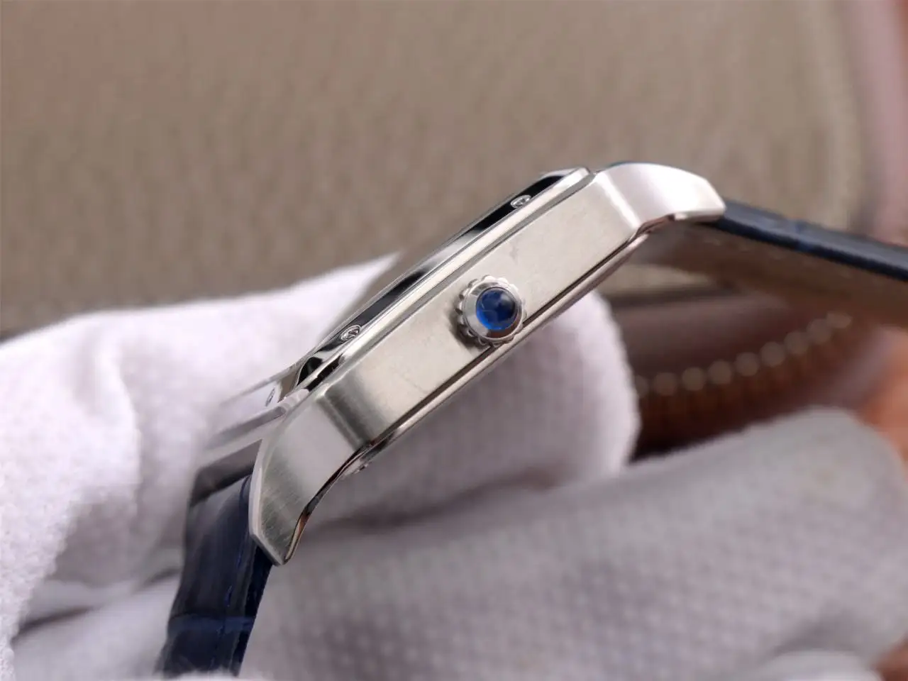 Watch gallery thumbnail 4