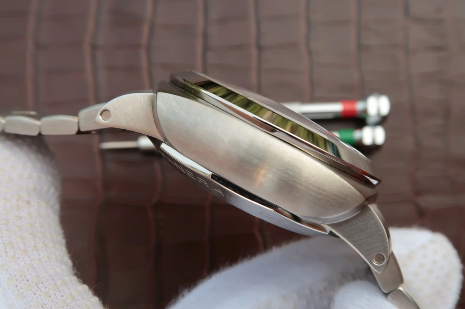 Watch gallery thumbnail 5