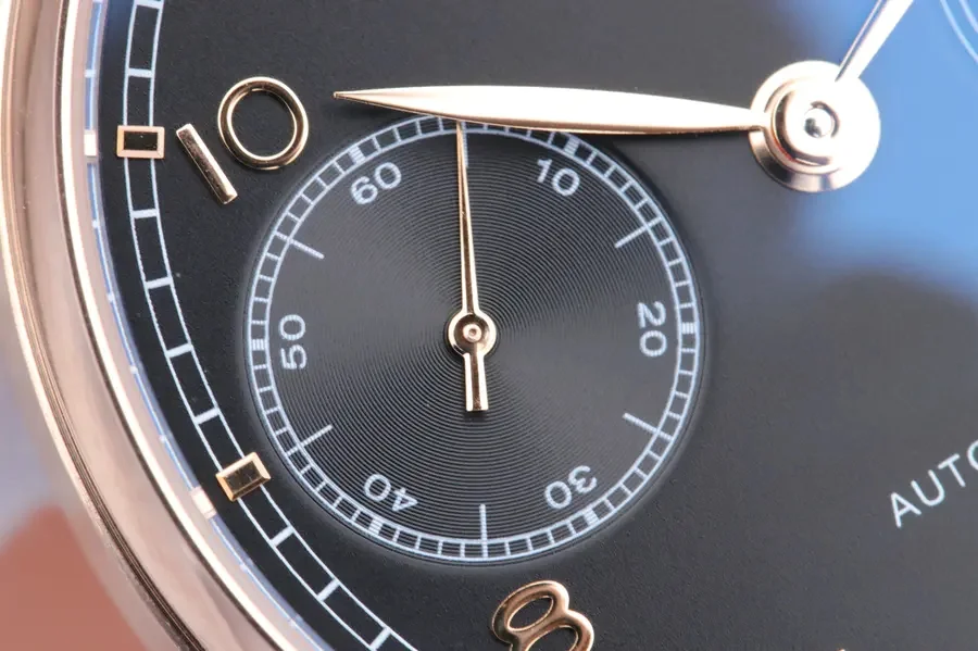 Watch gallery thumbnail 3