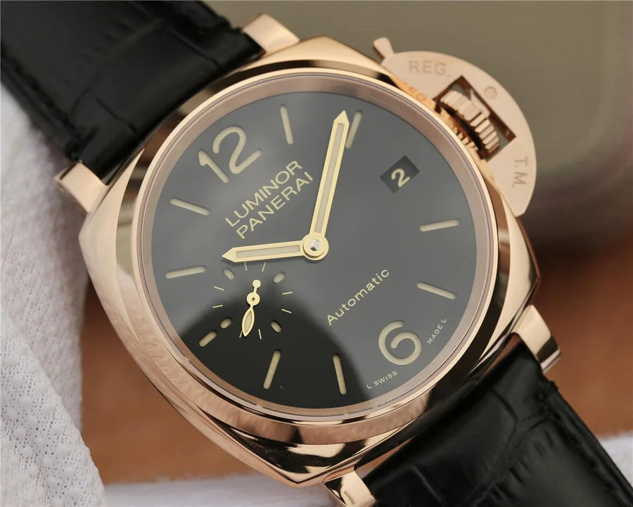 Watch gallery thumbnail 2