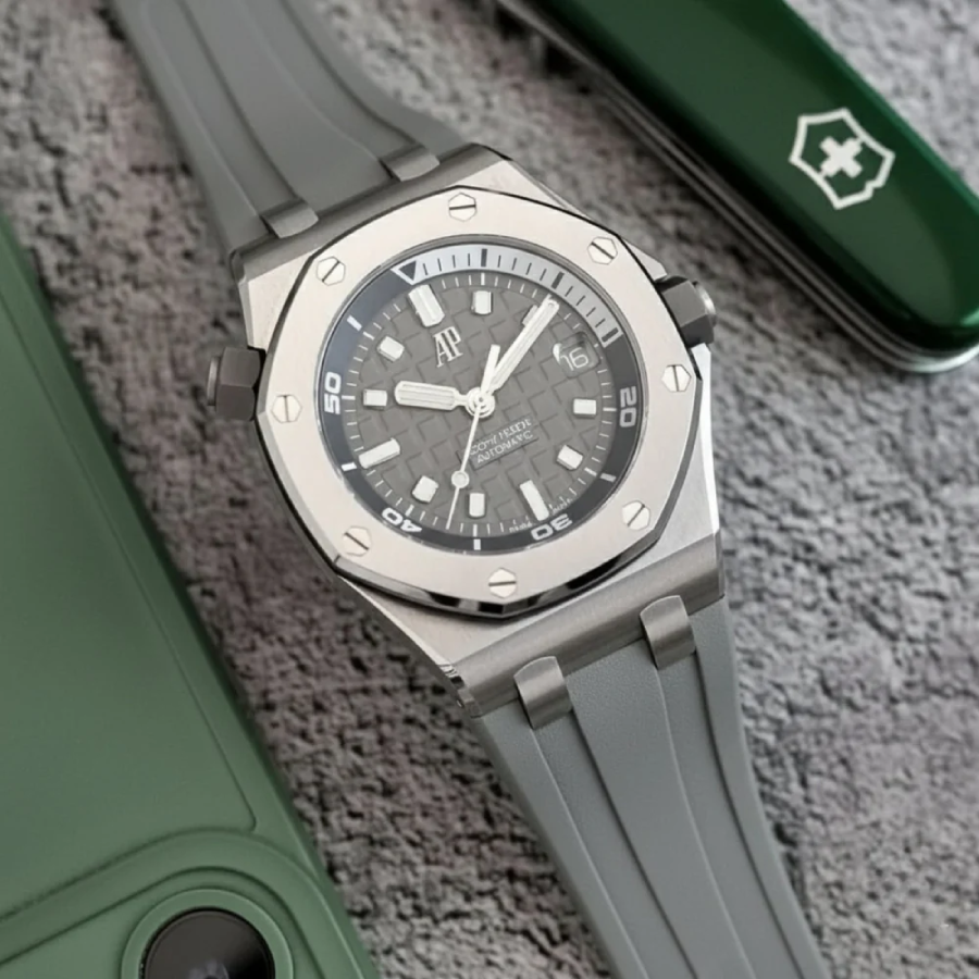 Watch gallery thumbnail 2